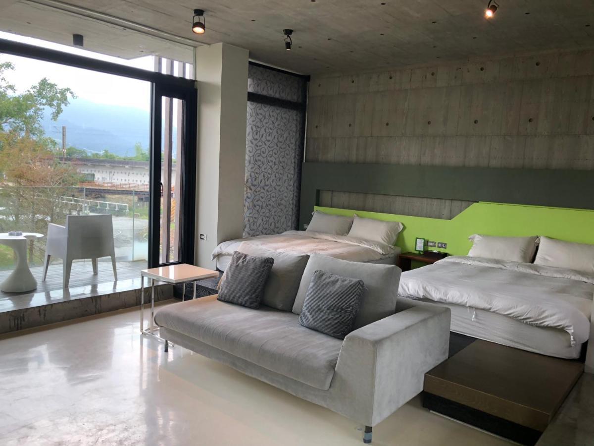 One Piece B&B Dongshan  Exteriör bild